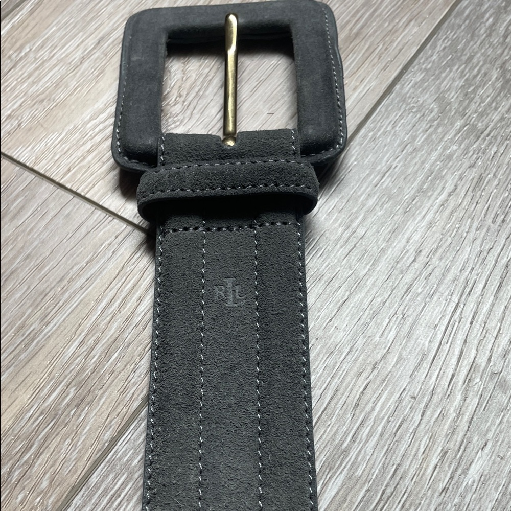 Elegant Women's Black and Brown Belt Set - Picture 8 of 16